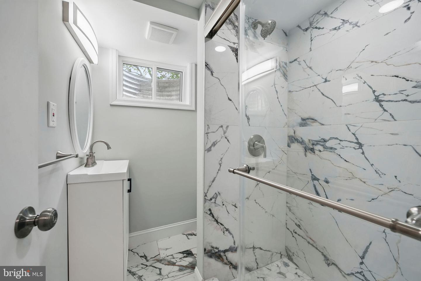 505 N NAYLOR ST, ALEXANDRIA, Virginia 22304, 5 Bedrooms Bedrooms, ,3 BathroomsBathrooms,Residential,For sale,505 N NAYLOR ST,VAAX2042964 MLS # VAAX2042964