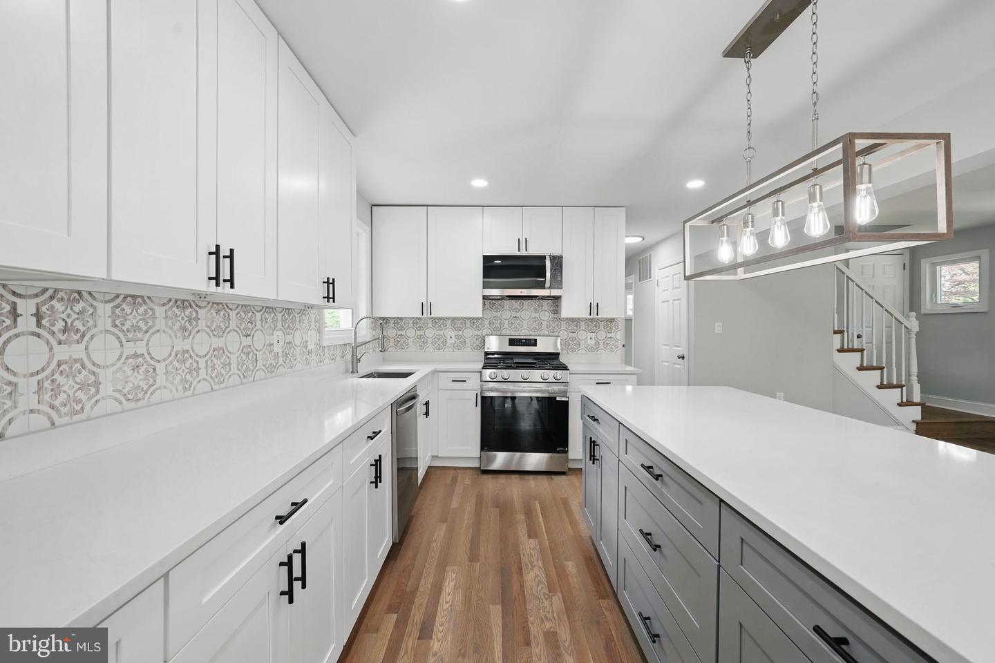 505 N NAYLOR ST, ALEXANDRIA, Virginia 22304, 5 Bedrooms Bedrooms, ,3 BathroomsBathrooms,Residential,For sale,505 N NAYLOR ST,VAAX2042964 MLS # VAAX2042964