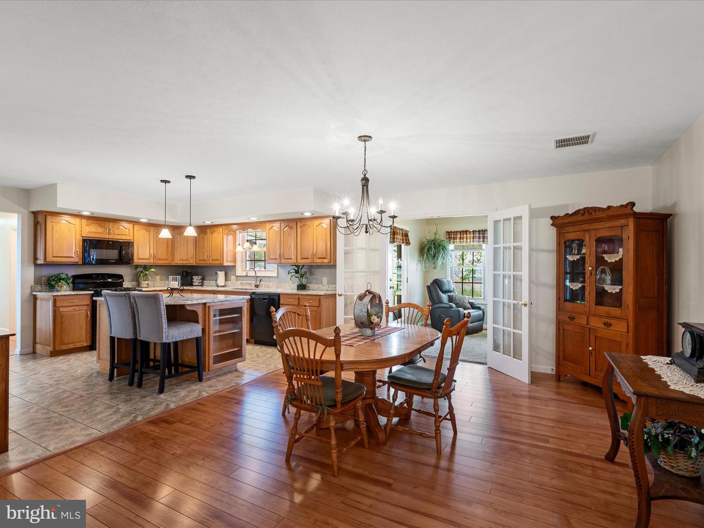 5409 SMITH CREEK RD, NEW MARKET, Virginia 22844, 3 Bedrooms Bedrooms, ,2 BathroomsBathrooms,Residential,For sale,5409 SMITH CREEK RD,VASH2011024 MLS # VASH2011024