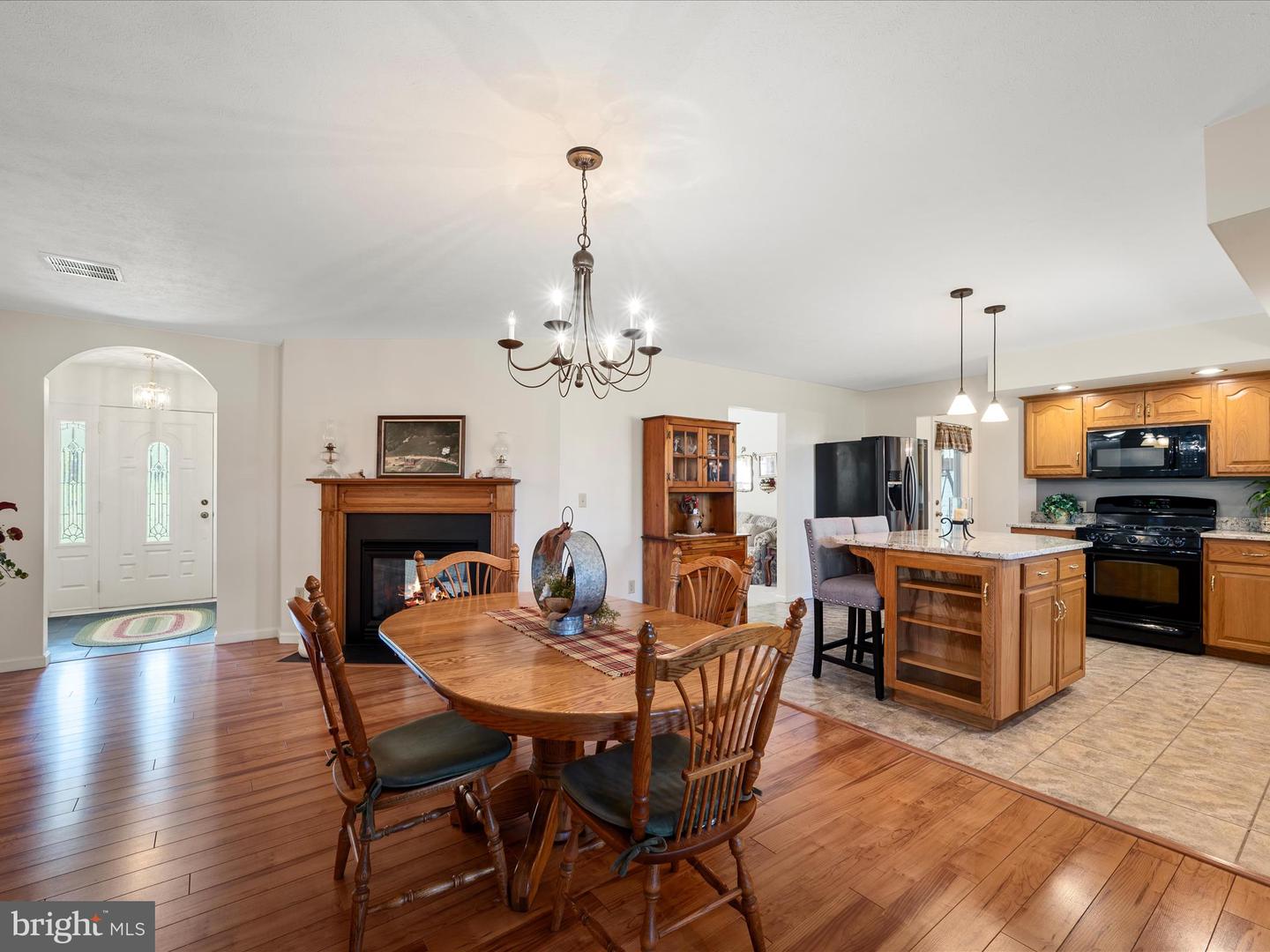 5409 SMITH CREEK RD, NEW MARKET, Virginia 22844, 3 Bedrooms Bedrooms, ,2 BathroomsBathrooms,Residential,For sale,5409 SMITH CREEK RD,VASH2011024 MLS # VASH2011024