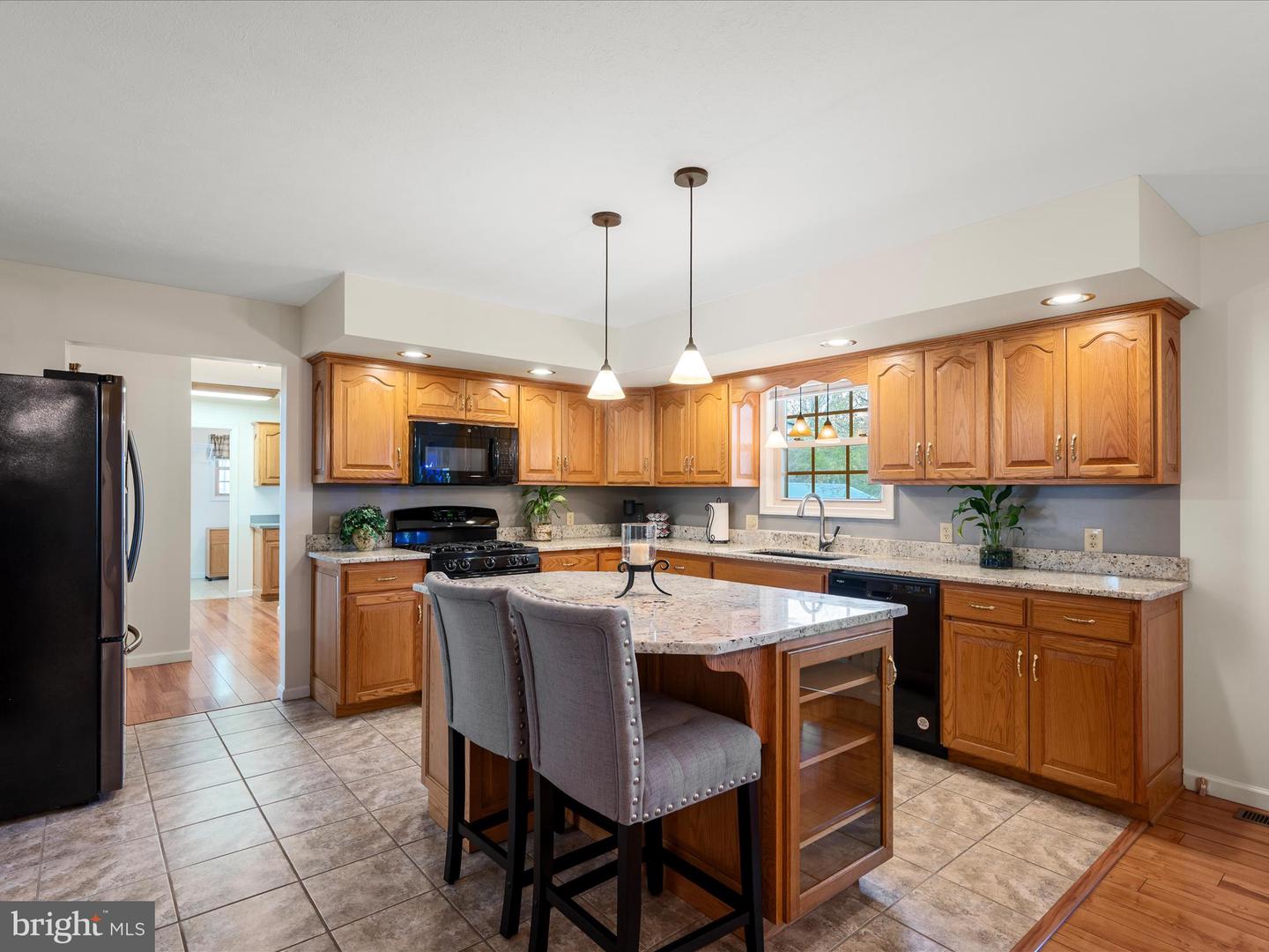 5409 SMITH CREEK RD, NEW MARKET, Virginia 22844, 3 Bedrooms Bedrooms, ,2 BathroomsBathrooms,Residential,For sale,5409 SMITH CREEK RD,VASH2011024 MLS # VASH2011024