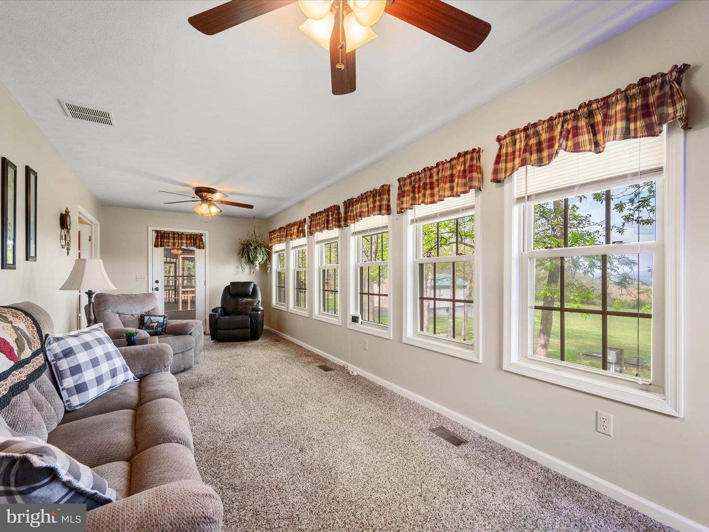 5409 SMITH CREEK RD, NEW MARKET, Virginia 22844, 3 Bedrooms Bedrooms, ,2 BathroomsBathrooms,Residential,For sale,5409 SMITH CREEK RD,VASH2011024 MLS # VASH2011024