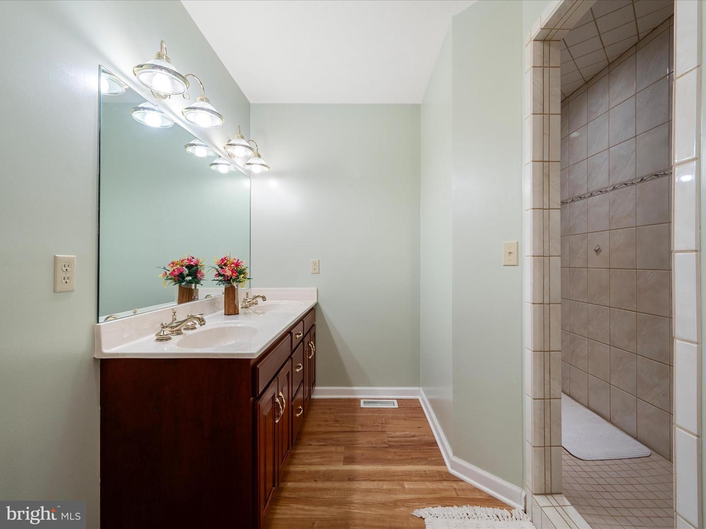 5409 SMITH CREEK RD, NEW MARKET, Virginia 22844, 3 Bedrooms Bedrooms, ,2 BathroomsBathrooms,Residential,For sale,5409 SMITH CREEK RD,VASH2011024 MLS # VASH2011024