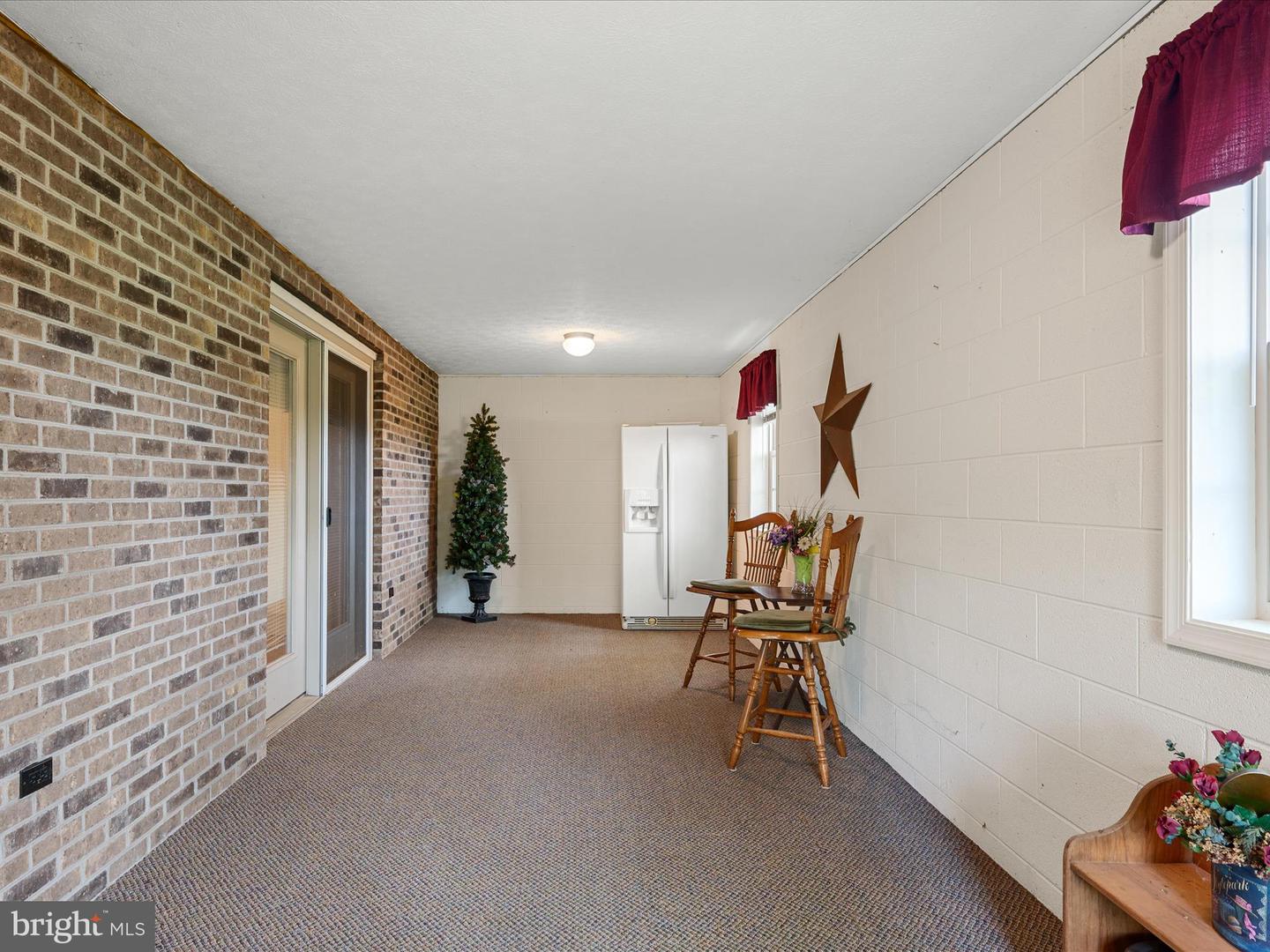 5409 SMITH CREEK RD, NEW MARKET, Virginia 22844, 3 Bedrooms Bedrooms, ,2 BathroomsBathrooms,Residential,For sale,5409 SMITH CREEK RD,VASH2011024 MLS # VASH2011024