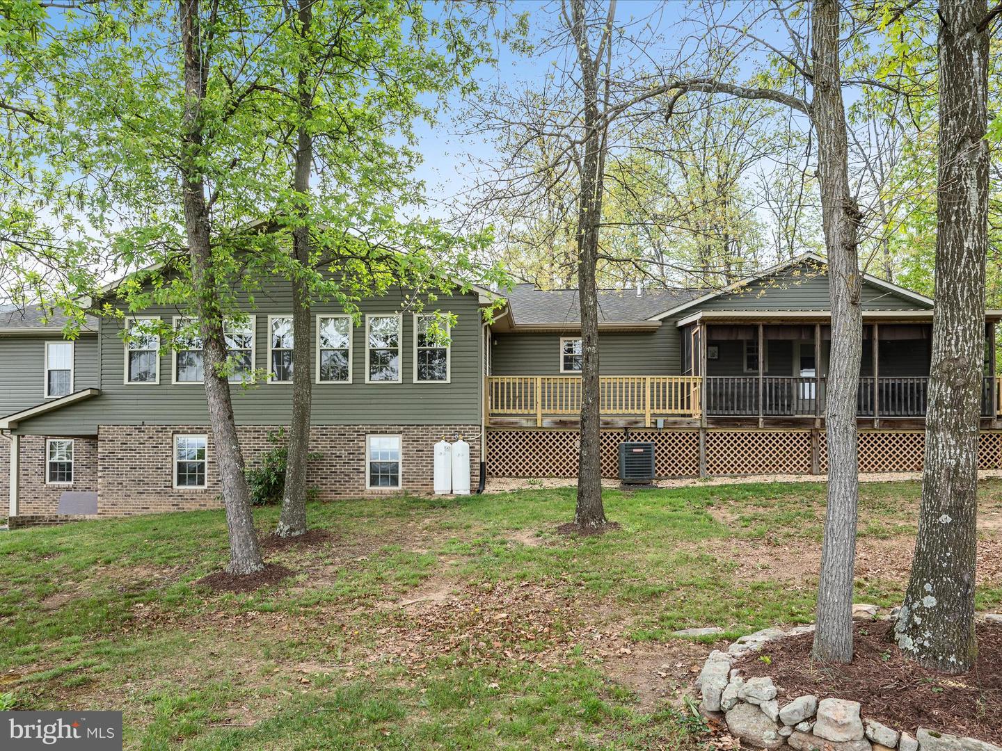 5409 SMITH CREEK RD, NEW MARKET, Virginia 22844, 3 Bedrooms Bedrooms, ,2 BathroomsBathrooms,Residential,For sale,5409 SMITH CREEK RD,VASH2011024 MLS # VASH2011024