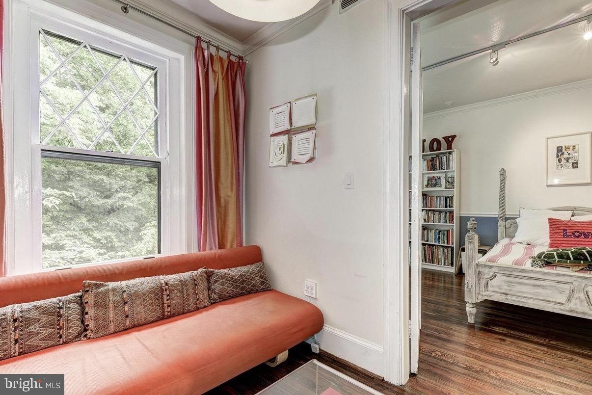 2033 PARK RD NW, WASHINGTON, District Of Columbia 20010, 5 Bedrooms Bedrooms, ,3 BathroomsBathrooms,Residential,For sale,2033 PARK RD NW,DCDC2193756 MLS # DCDC2193756