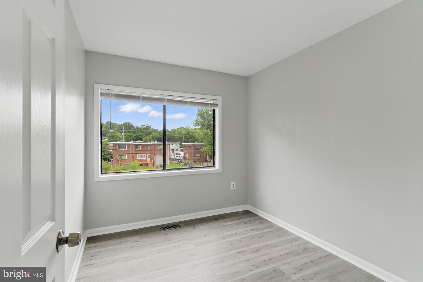 4647 6TH ST SE, WASHINGTON, District Of Columbia 20032, 4 Bedrooms Bedrooms, ,2 BathroomsBathrooms,Residential,For sale,4647 6TH ST SE,DCDC2193930 MLS # DCDC2193930