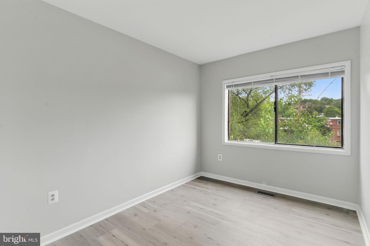 4647 6TH ST SE, WASHINGTON, District Of Columbia 20032, 4 Bedrooms Bedrooms, ,2 BathroomsBathrooms,Residential,For sale,4647 6TH ST SE,DCDC2193930 MLS # DCDC2193930