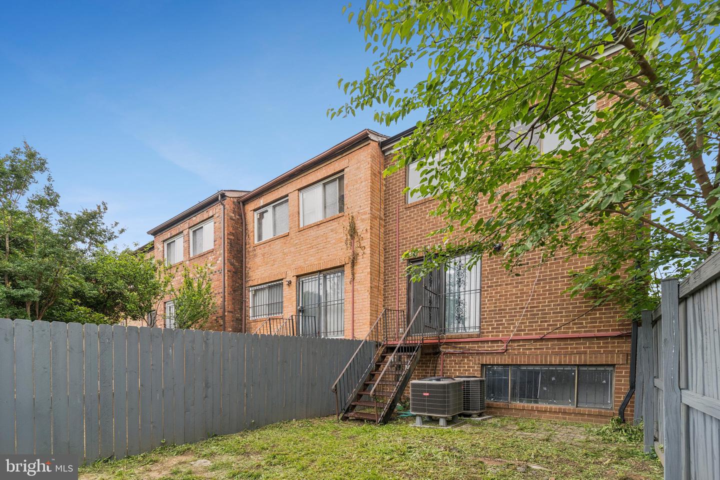 4647 6TH ST SE, WASHINGTON, District Of Columbia 20032, 4 Bedrooms Bedrooms, ,2 BathroomsBathrooms,Residential,For sale,4647 6TH ST SE,DCDC2193930 MLS # DCDC2193930