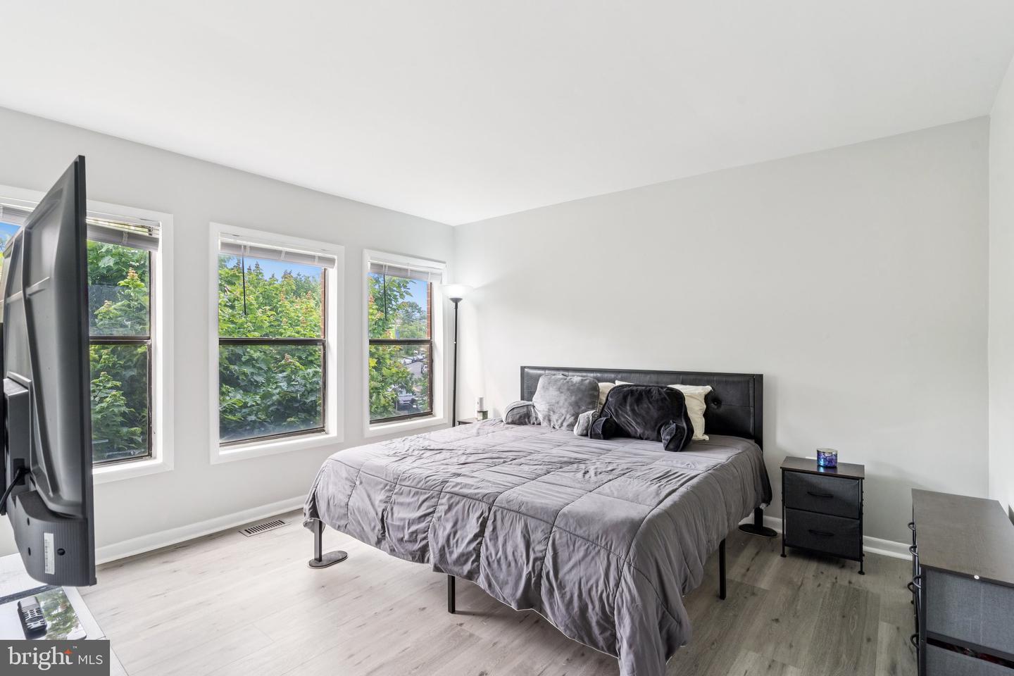 4647 6TH ST SE, WASHINGTON, District Of Columbia 20032, 4 Bedrooms Bedrooms, ,2 BathroomsBathrooms,Residential,For sale,4647 6TH ST SE,DCDC2193930 MLS # DCDC2193930