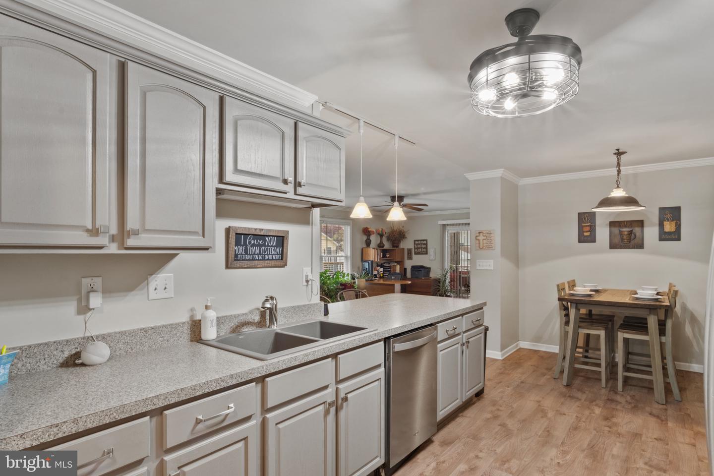 18 2ND ST, COLONIAL BEACH, Virginia 22443, 4 Bedrooms Bedrooms, ,2 BathroomsBathrooms,Residential,For sale,18 2ND ST,VAWE2008636 MLS # VAWE2008636