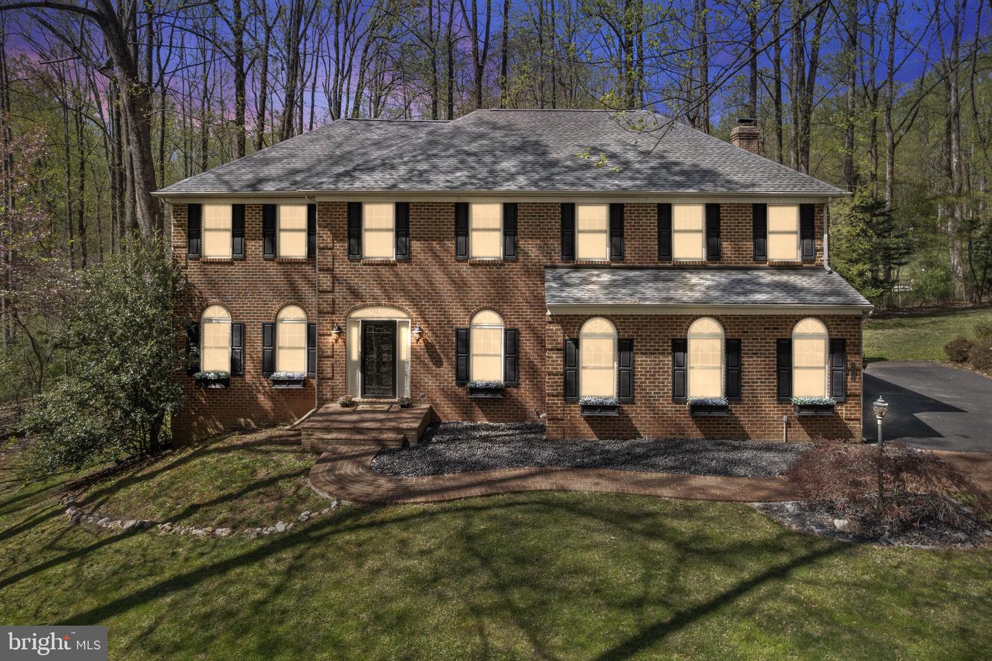 6558 STONERIDGE CT, WARRENTON, Virginia 20187, 5 Bedrooms Bedrooms, ,3 BathroomsBathrooms,Residential,For sale,6558 STONERIDGE CT,VAFQ2016210 MLS # VAFQ2016210