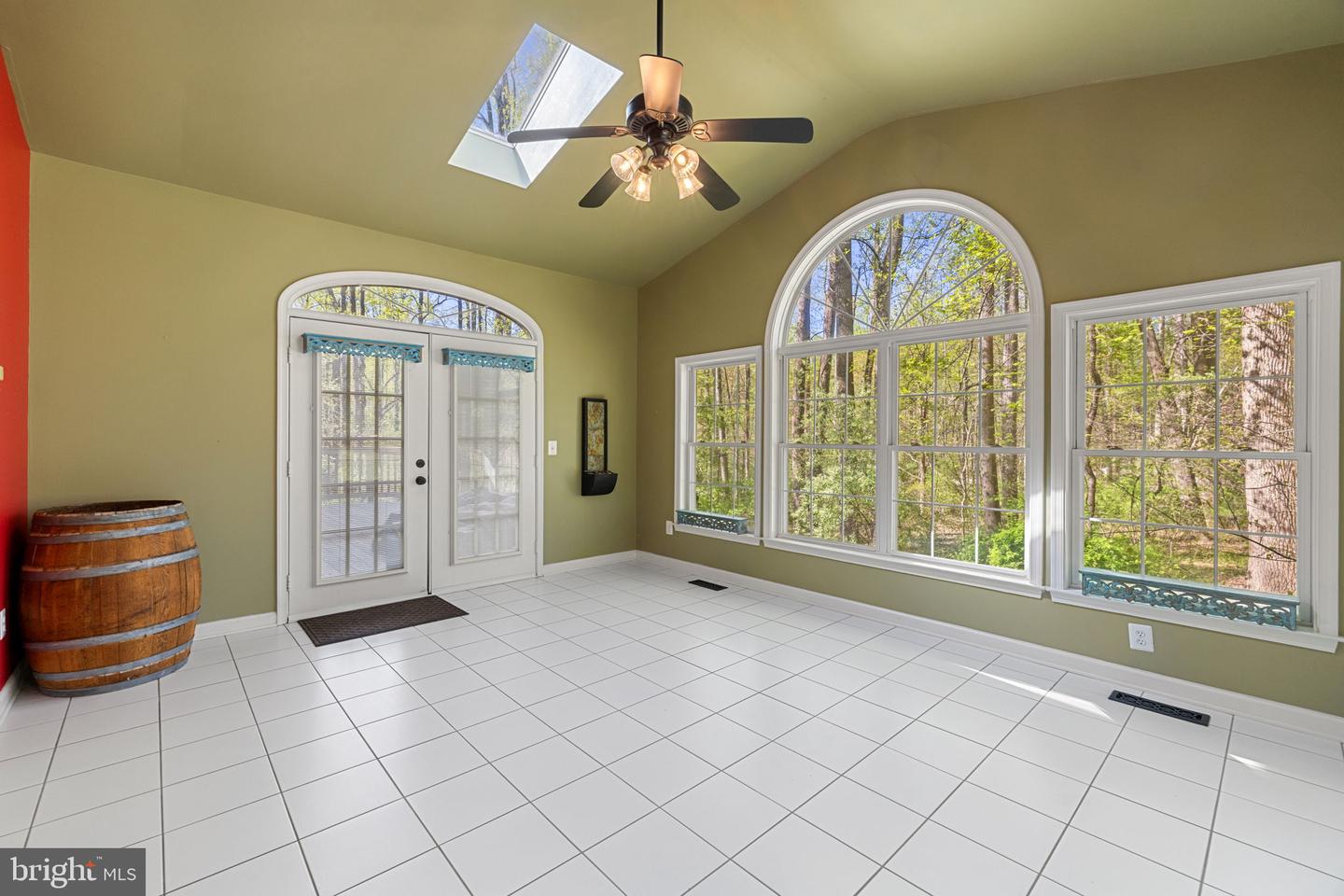 6558 STONERIDGE CT, WARRENTON, Virginia 20187, 5 Bedrooms Bedrooms, ,3 BathroomsBathrooms,Residential,For sale,6558 STONERIDGE CT,VAFQ2016210 MLS # VAFQ2016210