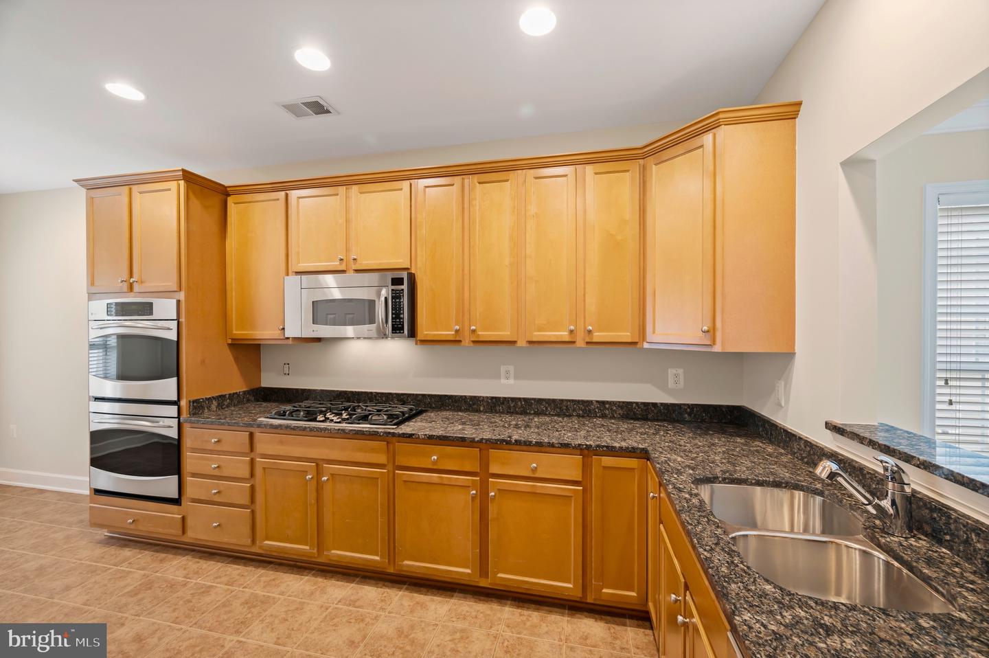 20449 ROSSES POINT CT, ASHBURN, Virginia 20147, 3 Bedrooms Bedrooms, ,3 BathroomsBathrooms,Residential,For sale,20449 ROSSES POINT CT,VALO2094378 MLS # VALO2094378