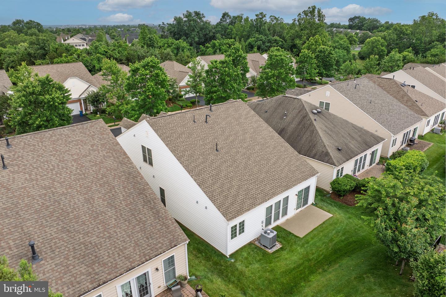 20449 ROSSES POINT CT, ASHBURN, Virginia 20147, 3 Bedrooms Bedrooms, ,3 BathroomsBathrooms,Residential,For sale,20449 ROSSES POINT CT,VALO2094378 MLS # VALO2094378