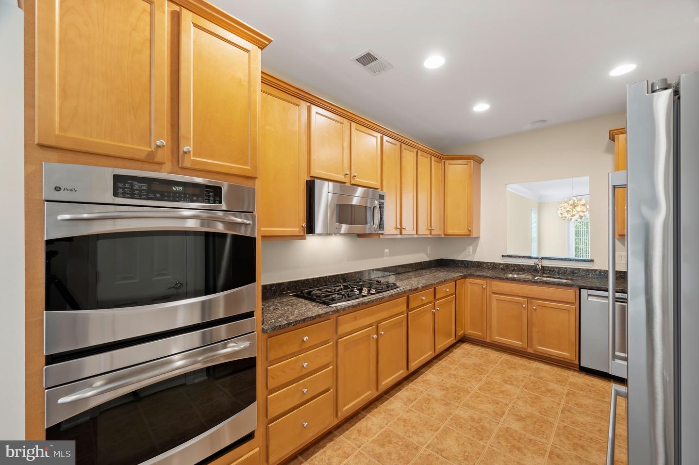 20449 ROSSES POINT CT, ASHBURN, Virginia 20147, 3 Bedrooms Bedrooms, ,3 BathroomsBathrooms,Residential,For sale,20449 ROSSES POINT CT,VALO2094378 MLS # VALO2094378