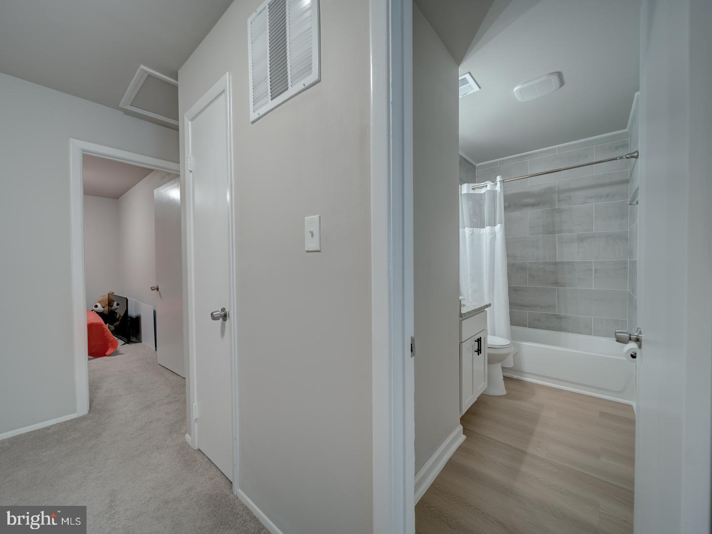 14394 FONTAINE CT, WOODBRIDGE, Virginia 22193, 4 Bedrooms Bedrooms, ,2 BathroomsBathrooms,Residential,For sale,14394 FONTAINE CT,VAPW2093214 MLS # VAPW2093214