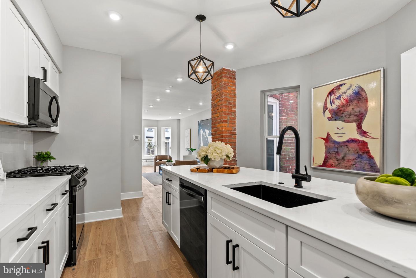 26 TODD PL NE #1, WASHINGTON, District Of Columbia 20002, 4 Bedrooms Bedrooms, ,2 BathroomsBathrooms,Residential,For sale,26 TODD PL NE #1,DCDC2198268 MLS # DCDC2198268