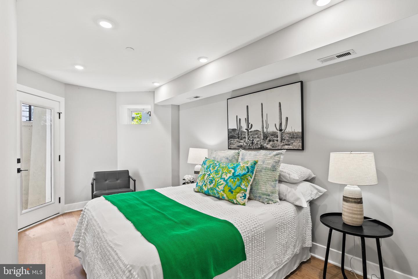 26 TODD PL NE #1, WASHINGTON, District Of Columbia 20002, 4 Bedrooms Bedrooms, ,2 BathroomsBathrooms,Residential,For sale,26 TODD PL NE #1,DCDC2198268 MLS # DCDC2198268