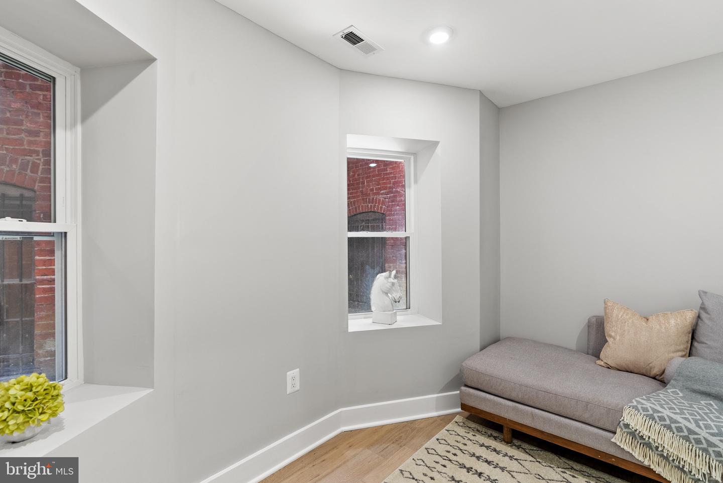 26 TODD PL NE #1, WASHINGTON, District Of Columbia 20002, 4 Bedrooms Bedrooms, ,2 BathroomsBathrooms,Residential,For sale,26 TODD PL NE #1,DCDC2198268 MLS # DCDC2198268