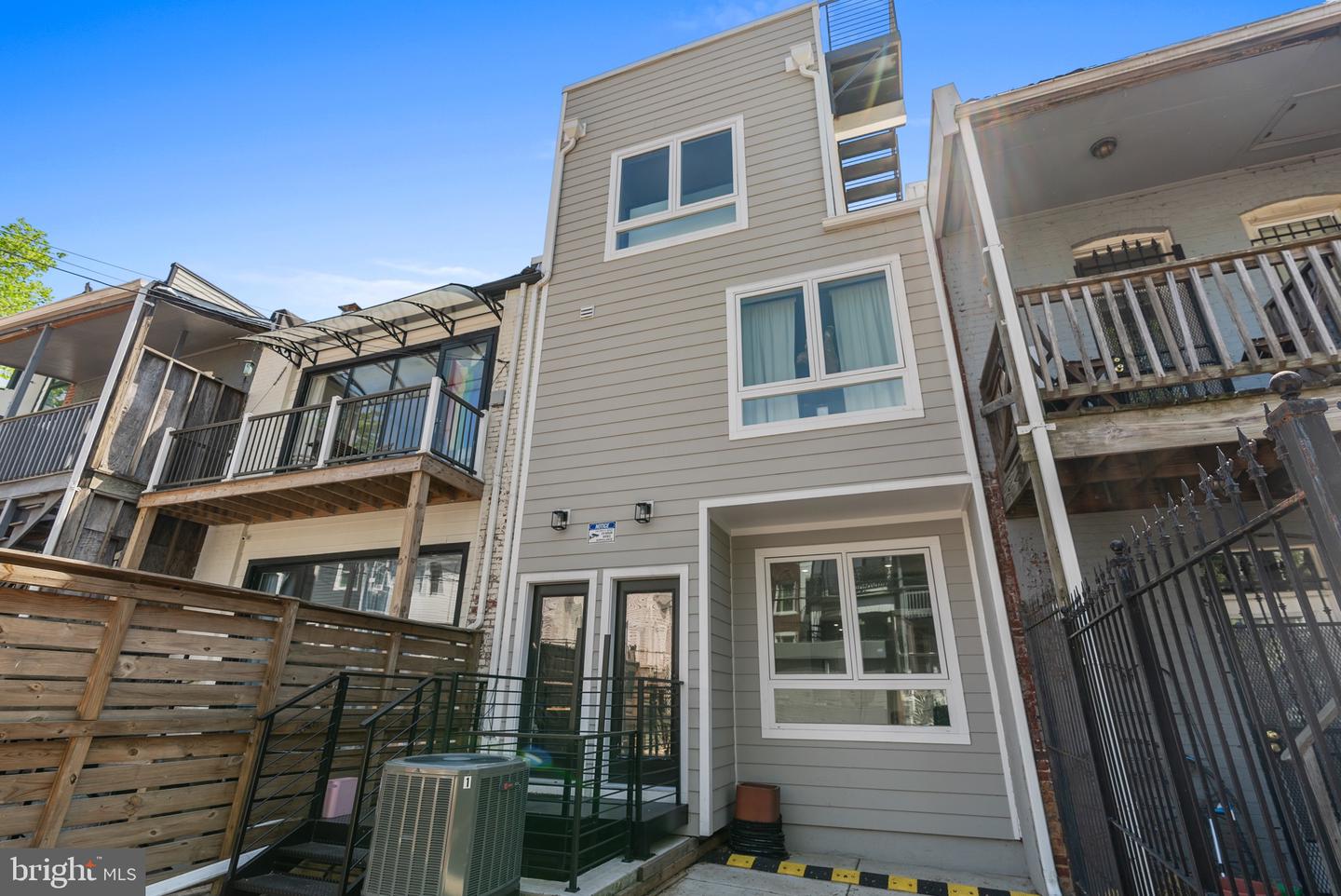 26 TODD PL NE #1, WASHINGTON, District Of Columbia 20002, 4 Bedrooms Bedrooms, ,2 BathroomsBathrooms,Residential,For sale,26 TODD PL NE #1,DCDC2198268 MLS # DCDC2198268