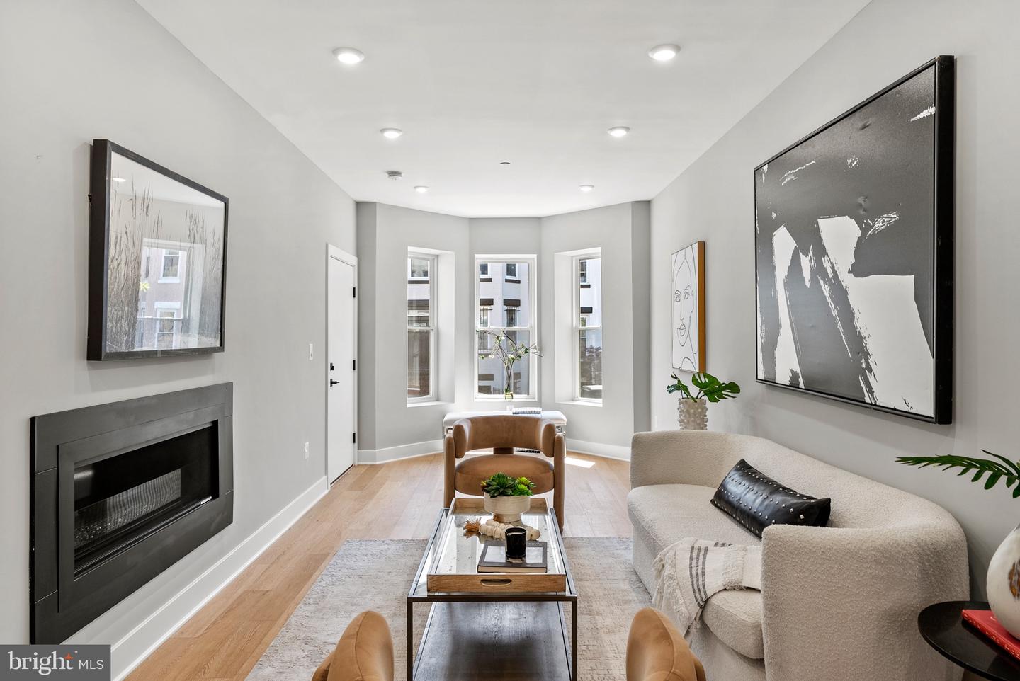 26 TODD PL NE #1, WASHINGTON, District Of Columbia 20002, 4 Bedrooms Bedrooms, ,2 BathroomsBathrooms,Residential,For sale,26 TODD PL NE #1,DCDC2198268 MLS # DCDC2198268