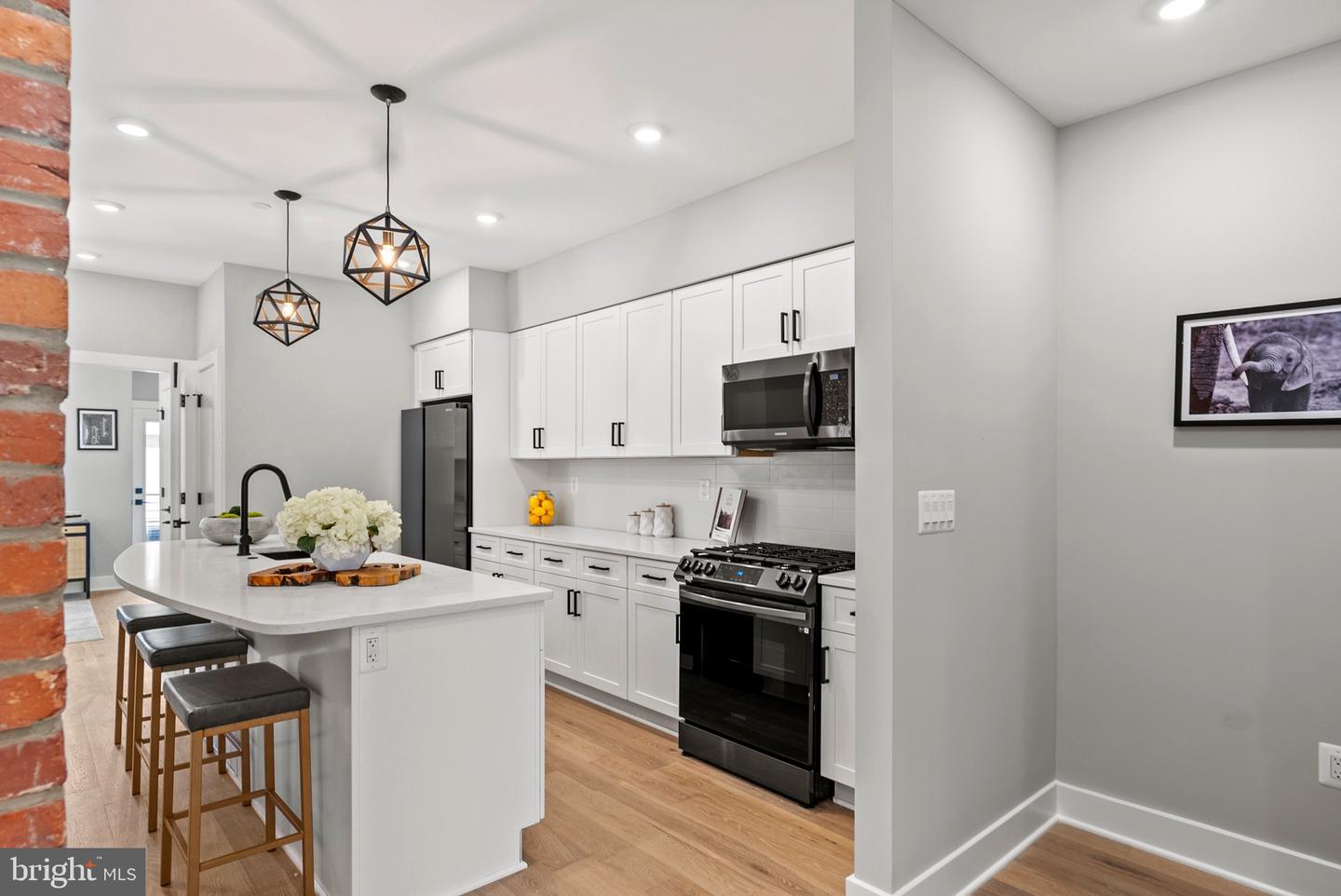 26 TODD PL NE #1, WASHINGTON, District Of Columbia 20002, 4 Bedrooms Bedrooms, ,2 BathroomsBathrooms,Residential,For sale,26 TODD PL NE #1,DCDC2198268 MLS # DCDC2198268