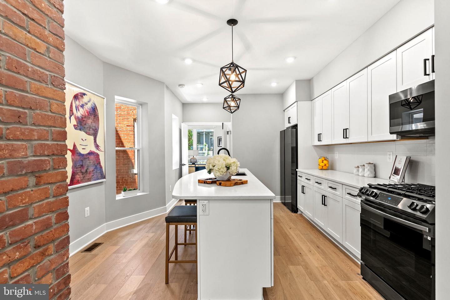 26 TODD PL NE #1, WASHINGTON, District Of Columbia 20002, 4 Bedrooms Bedrooms, ,2 BathroomsBathrooms,Residential,For sale,26 TODD PL NE #1,DCDC2198268 MLS # DCDC2198268