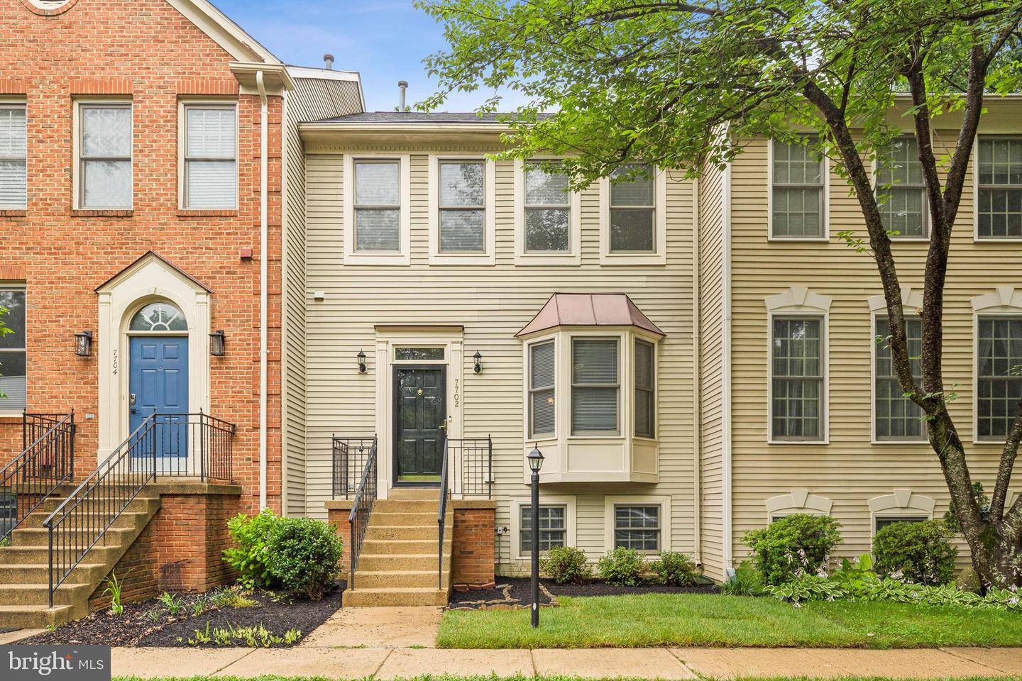 7702 OUSLEY PL, ALEXANDRIA, Virginia 22315, 3 Bedrooms Bedrooms, ,3 BathroomsBathrooms,Residential,For sale,7702 OUSLEY PL,VAFX2240002 MLS # VAFX2240002