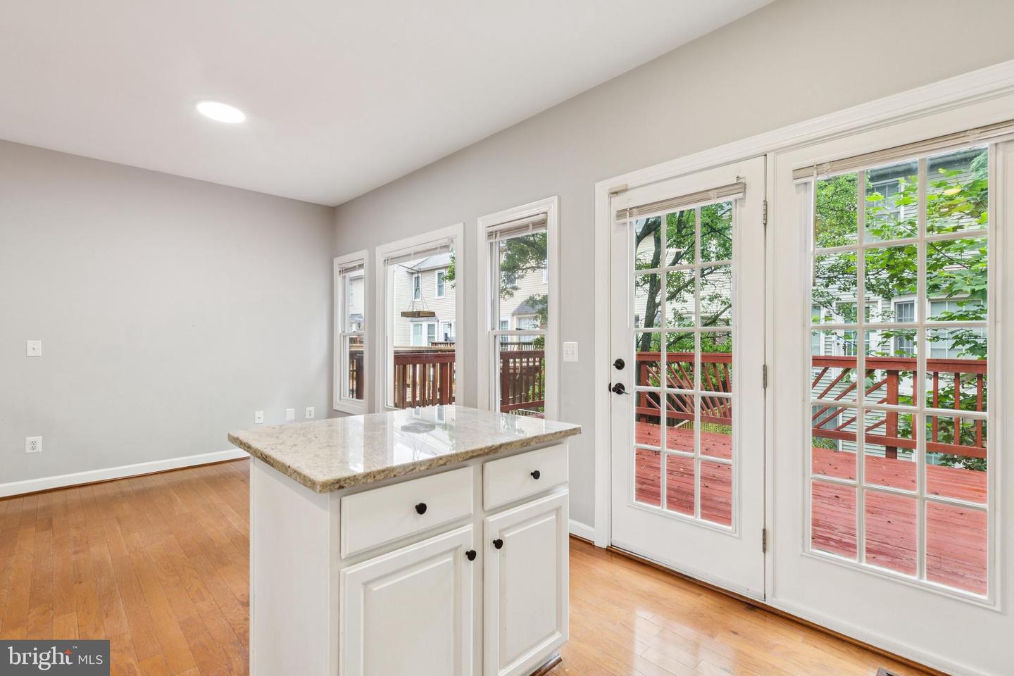 7702 OUSLEY PL, ALEXANDRIA, Virginia 22315, 3 Bedrooms Bedrooms, ,3 BathroomsBathrooms,Residential,For sale,7702 OUSLEY PL,VAFX2240002 MLS # VAFX2240002