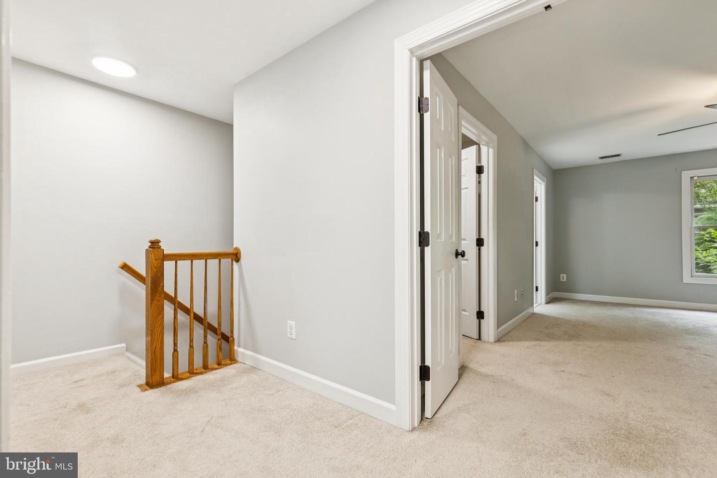 7702 OUSLEY PL, ALEXANDRIA, Virginia 22315, 3 Bedrooms Bedrooms, ,3 BathroomsBathrooms,Residential,For sale,7702 OUSLEY PL,VAFX2240002 MLS # VAFX2240002
