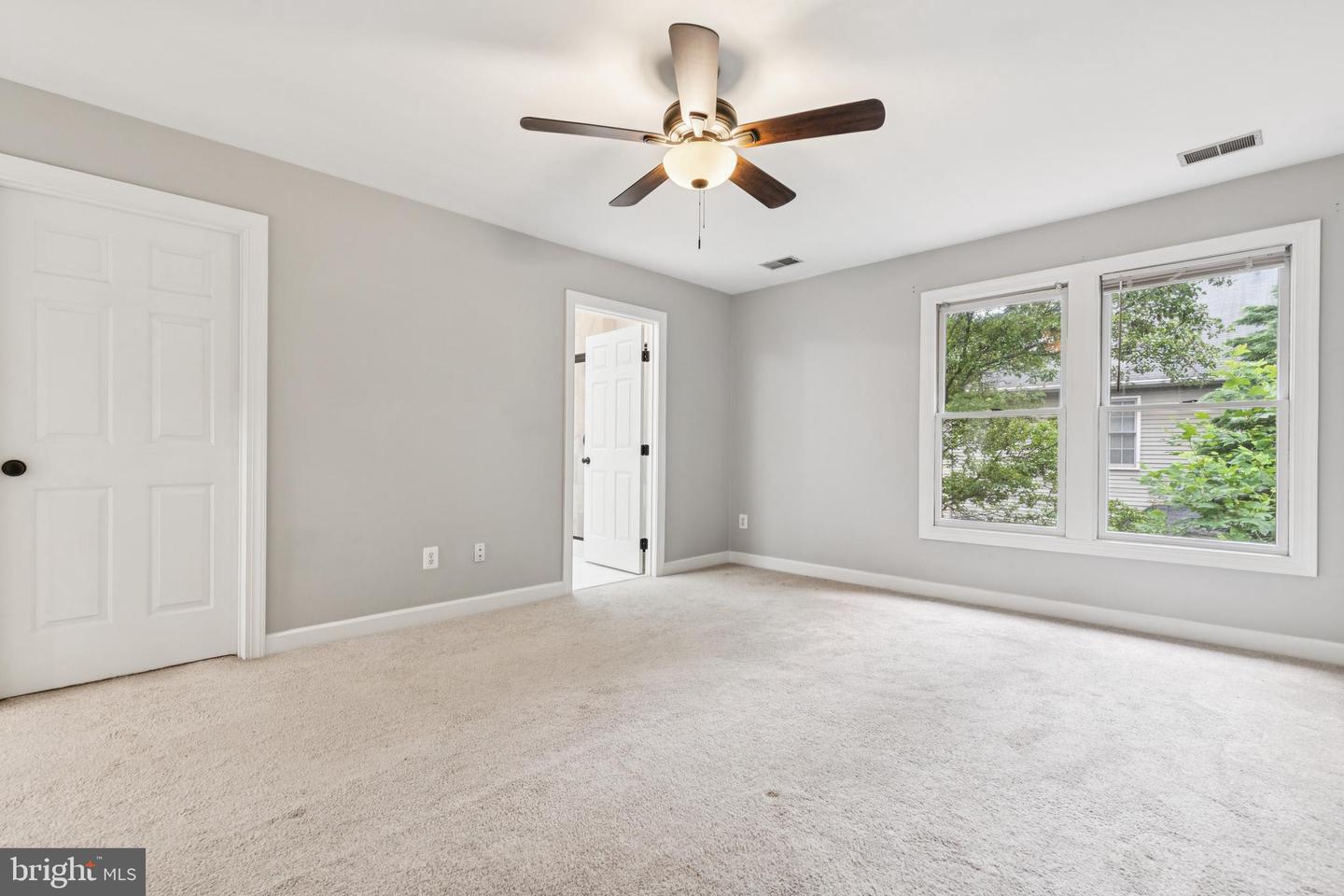 7702 OUSLEY PL, ALEXANDRIA, Virginia 22315, 3 Bedrooms Bedrooms, ,3 BathroomsBathrooms,Residential,For sale,7702 OUSLEY PL,VAFX2240002 MLS # VAFX2240002