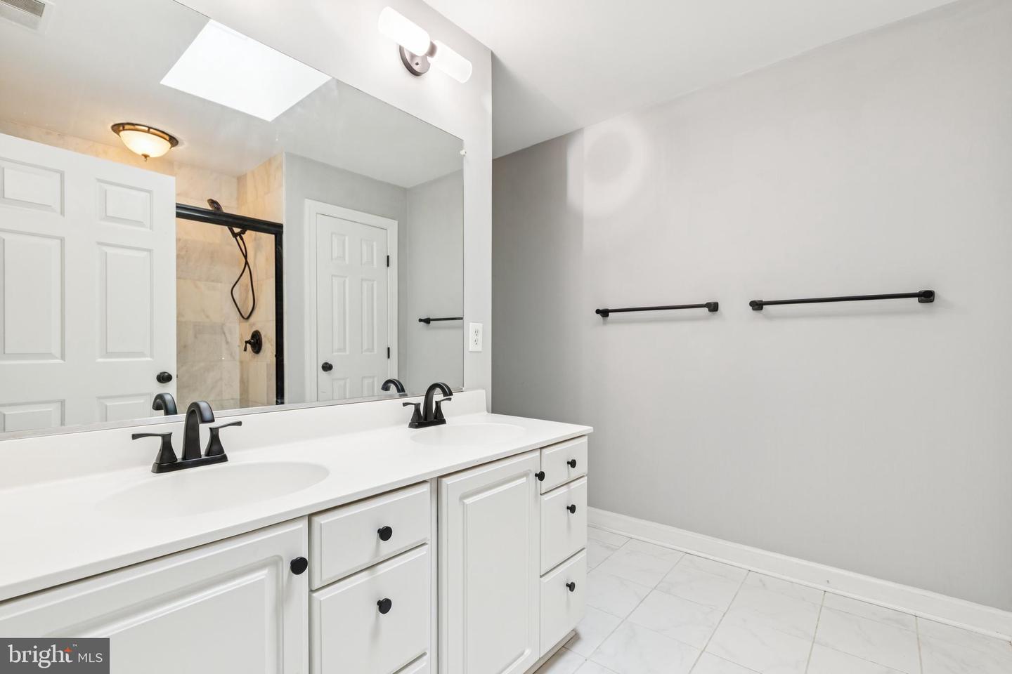 7702 OUSLEY PL, ALEXANDRIA, Virginia 22315, 3 Bedrooms Bedrooms, ,3 BathroomsBathrooms,Residential,For sale,7702 OUSLEY PL,VAFX2240002 MLS # VAFX2240002