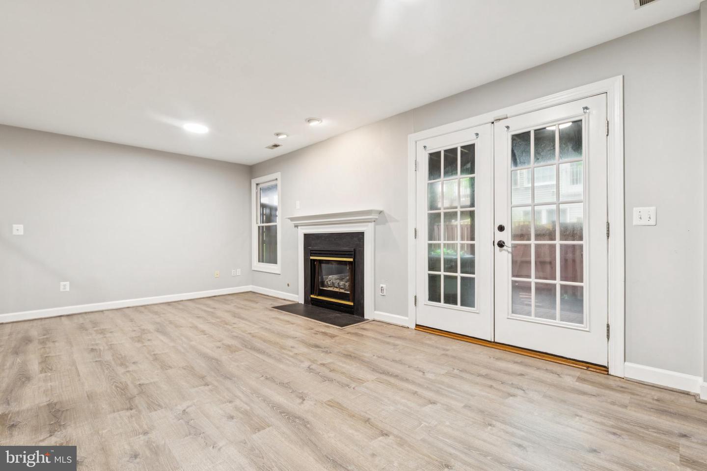 7702 OUSLEY PL, ALEXANDRIA, Virginia 22315, 3 Bedrooms Bedrooms, ,3 BathroomsBathrooms,Residential,For sale,7702 OUSLEY PL,VAFX2240002 MLS # VAFX2240002