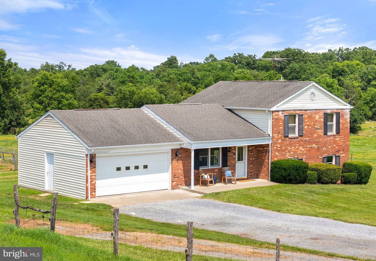 190 CHRISMORE RD, WHITE POST, Virginia 22663, 3 Bedrooms Bedrooms, ,2 BathroomsBathrooms,Residential,For sale,190 CHRISMORE RD,VACL2003724 MLS # VACL2003724
