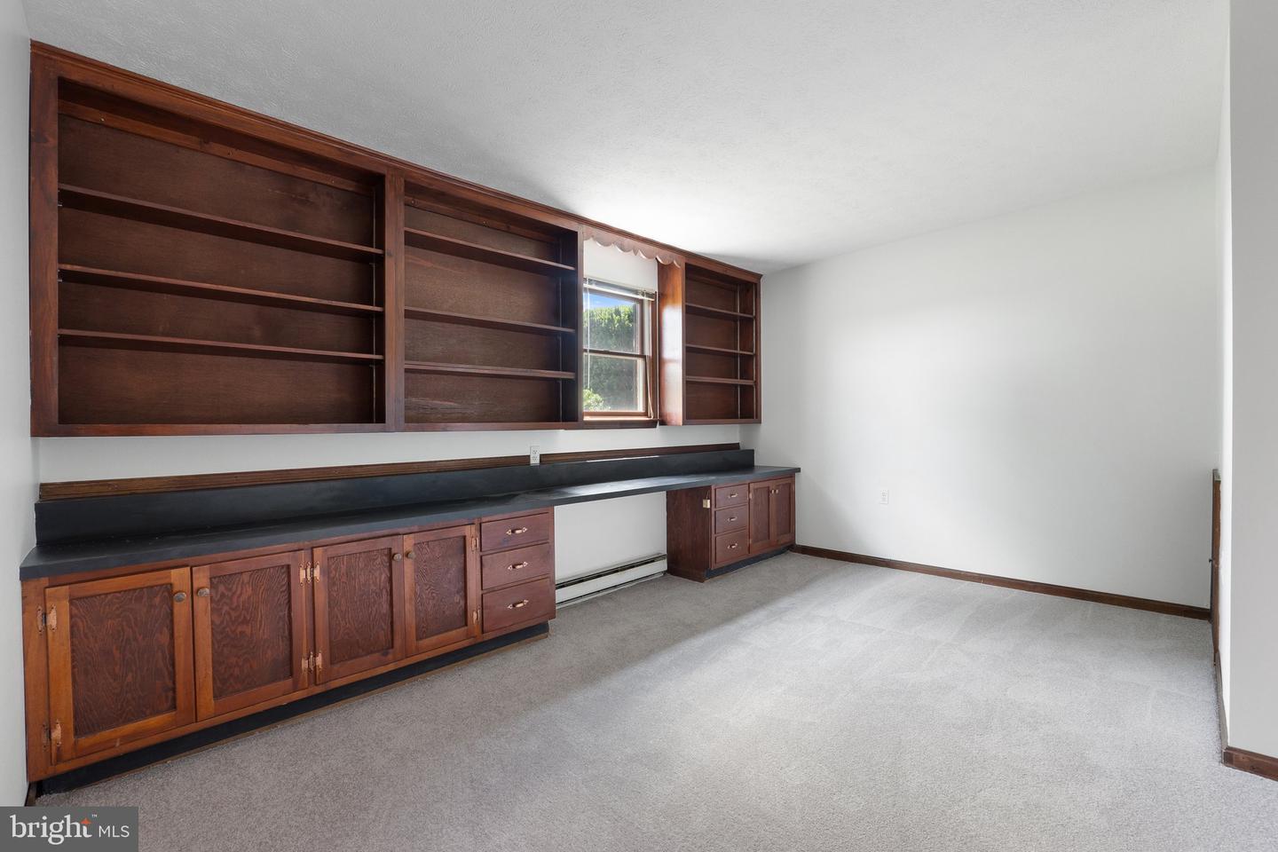 190 CHRISMORE RD, WHITE POST, Virginia 22663, 3 Bedrooms Bedrooms, ,2 BathroomsBathrooms,Residential,For sale,190 CHRISMORE RD,VACL2003724 MLS # VACL2003724