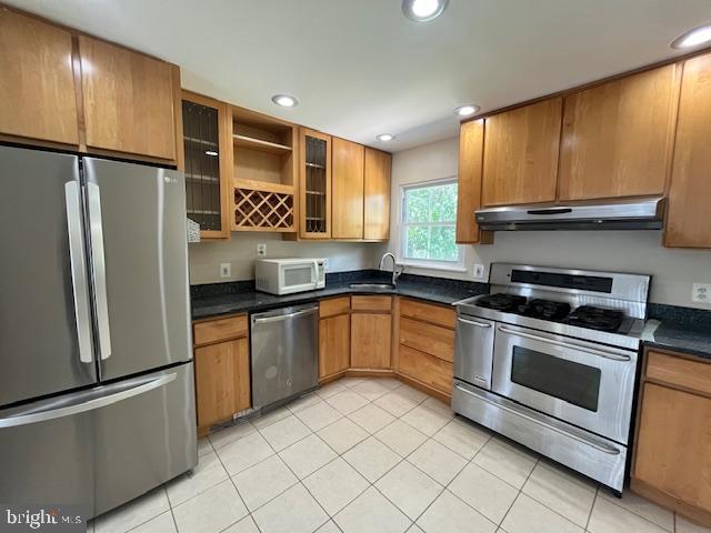 6221 FRONTIER DR, SPRINGFIELD, Virginia 22150, 3 Bedrooms Bedrooms, ,2 BathroomsBathrooms,Residential,For sale,6221 FRONTIER DR,VAFX2241296 MLS # VAFX2241296