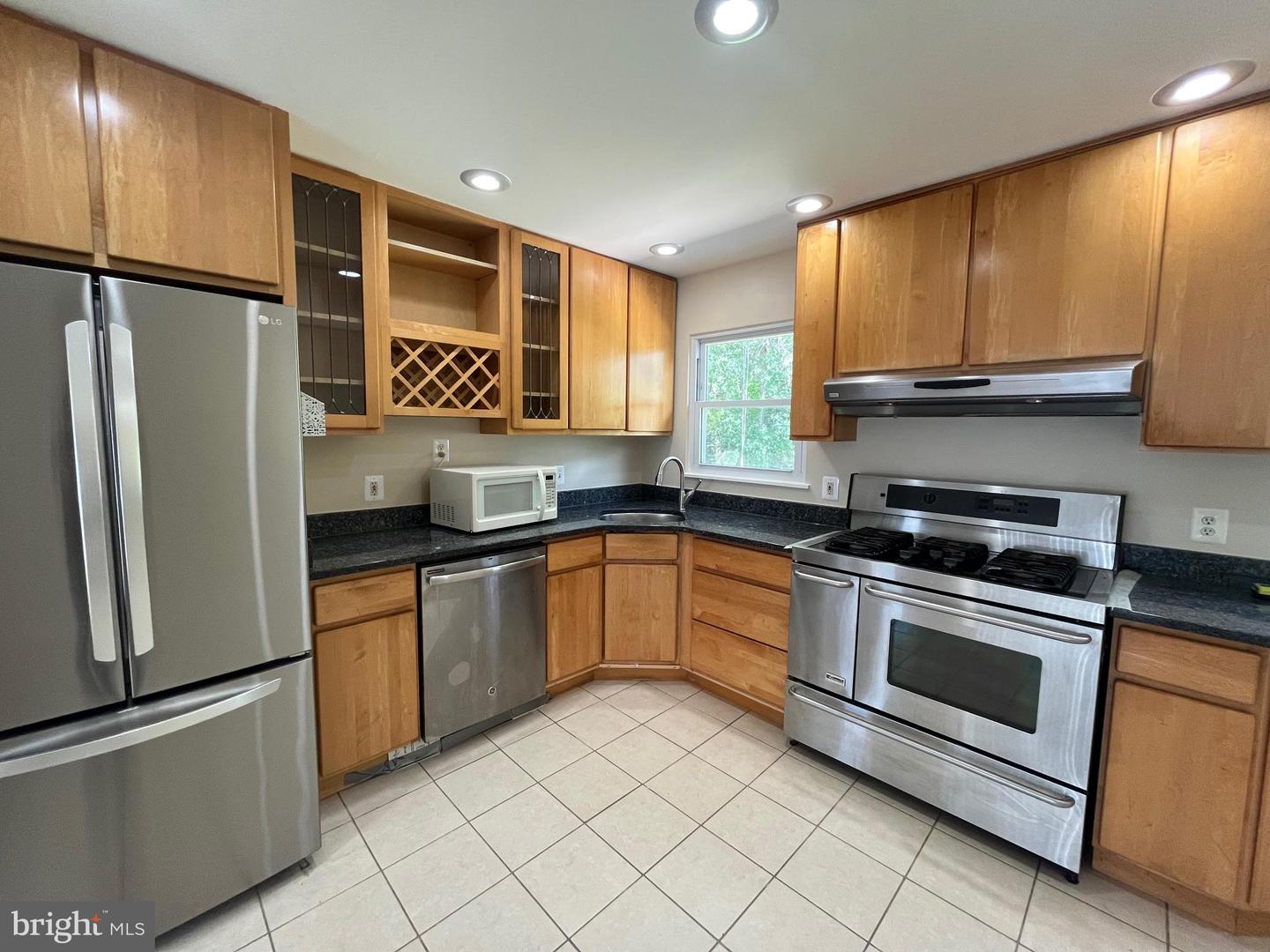 6221 FRONTIER DR, SPRINGFIELD, Virginia 22150, 3 Bedrooms Bedrooms, ,2 BathroomsBathrooms,Residential,For sale,6221 FRONTIER DR,VAFX2241296 MLS # VAFX2241296