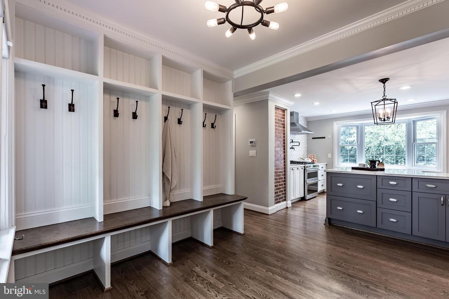 5632 GLENWOOD DR, ALEXANDRIA, Virginia 22310, 3 Bedrooms Bedrooms, ,2 BathroomsBathrooms,Residential,For sale,5632 GLENWOOD DR,VAFX2243888 MLS # VAFX2243888