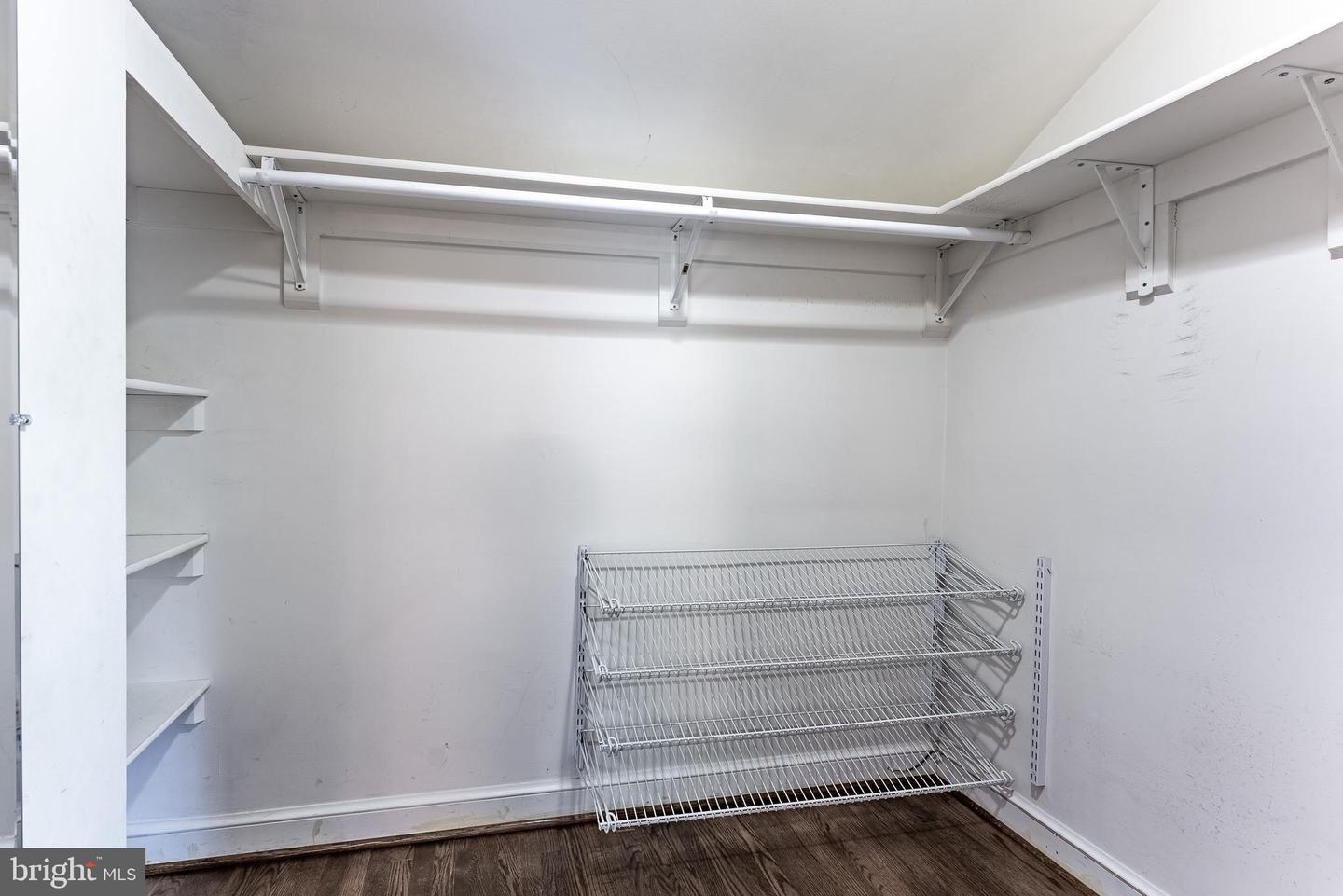 5632 GLENWOOD DR, ALEXANDRIA, Virginia 22310, 3 Bedrooms Bedrooms, ,2 BathroomsBathrooms,Residential,For sale,5632 GLENWOOD DR,VAFX2243888 MLS # VAFX2243888
