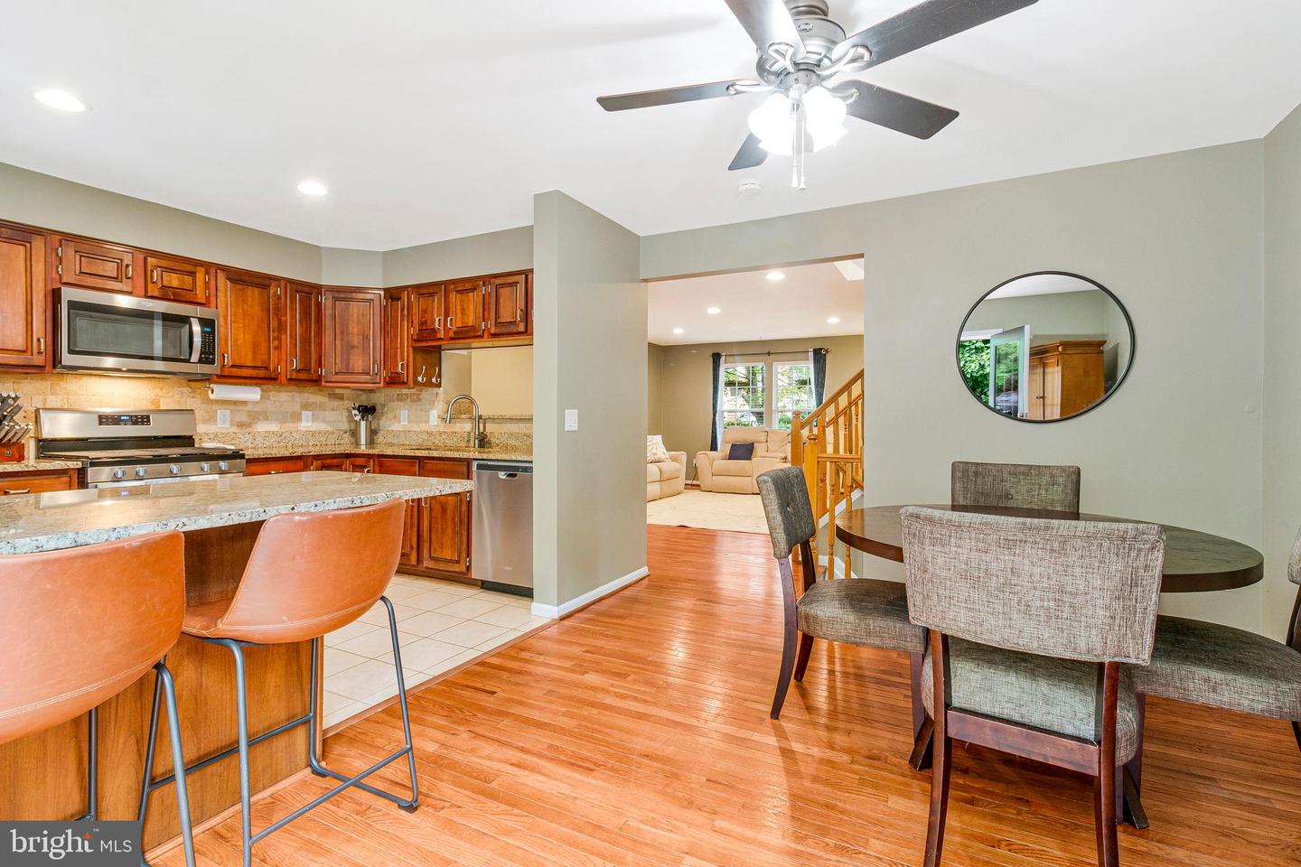 6558 KELSEY POINT CIR, ALEXANDRIA, Virginia 22315, 3 Bedrooms Bedrooms, ,3 BathroomsBathrooms,Residential,For sale,6558 KELSEY POINT CIR,VAFX2244042 MLS # VAFX2244042