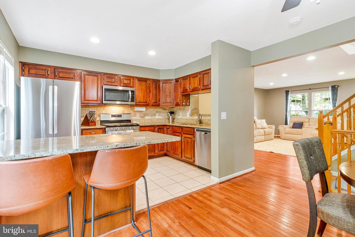 6558 KELSEY POINT CIR, ALEXANDRIA, Virginia 22315, 3 Bedrooms Bedrooms, ,3 BathroomsBathrooms,Residential,For sale,6558 KELSEY POINT CIR,VAFX2244042 MLS # VAFX2244042