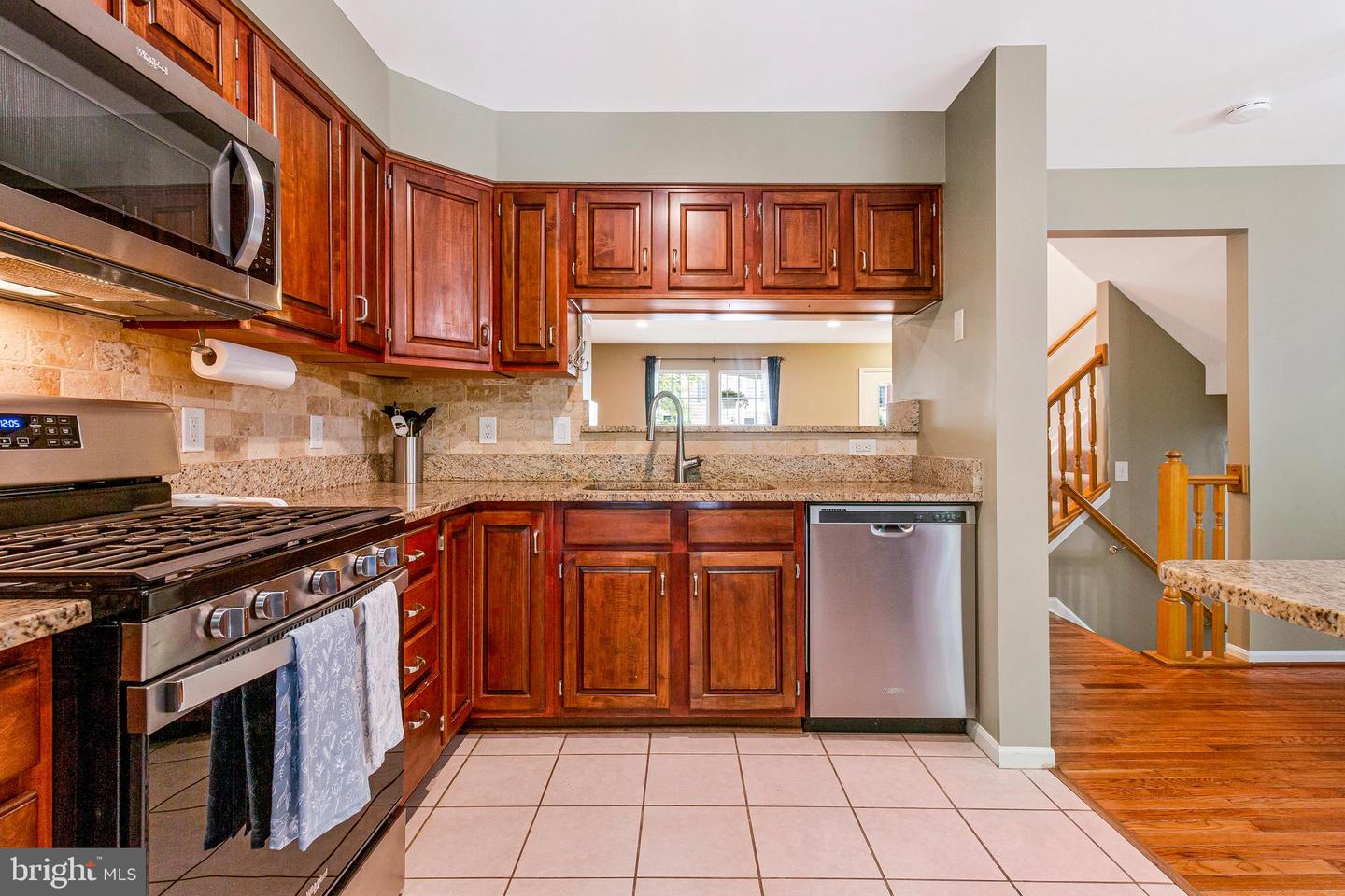 6558 KELSEY POINT CIR, ALEXANDRIA, Virginia 22315, 3 Bedrooms Bedrooms, ,3 BathroomsBathrooms,Residential,For sale,6558 KELSEY POINT CIR,VAFX2244042 MLS # VAFX2244042
