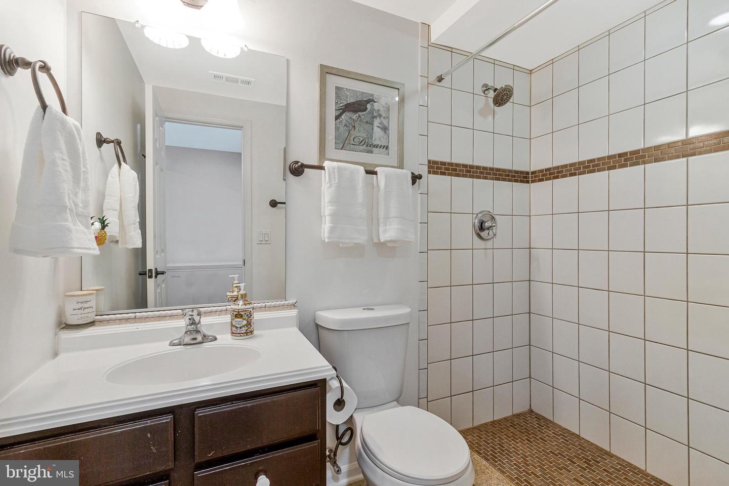 6558 KELSEY POINT CIR, ALEXANDRIA, Virginia 22315, 3 Bedrooms Bedrooms, ,3 BathroomsBathrooms,Residential,For sale,6558 KELSEY POINT CIR,VAFX2244042 MLS # VAFX2244042