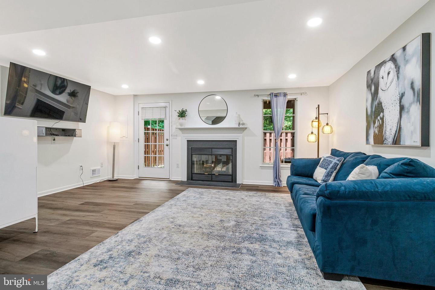 6558 KELSEY POINT CIR, ALEXANDRIA, Virginia 22315, 3 Bedrooms Bedrooms, ,3 BathroomsBathrooms,Residential,For sale,6558 KELSEY POINT CIR,VAFX2244042 MLS # VAFX2244042