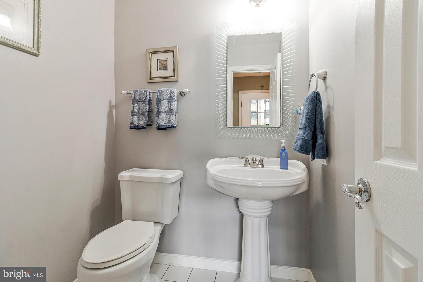6558 KELSEY POINT CIR, ALEXANDRIA, Virginia 22315, 3 Bedrooms Bedrooms, ,3 BathroomsBathrooms,Residential,For sale,6558 KELSEY POINT CIR,VAFX2244042 MLS # VAFX2244042