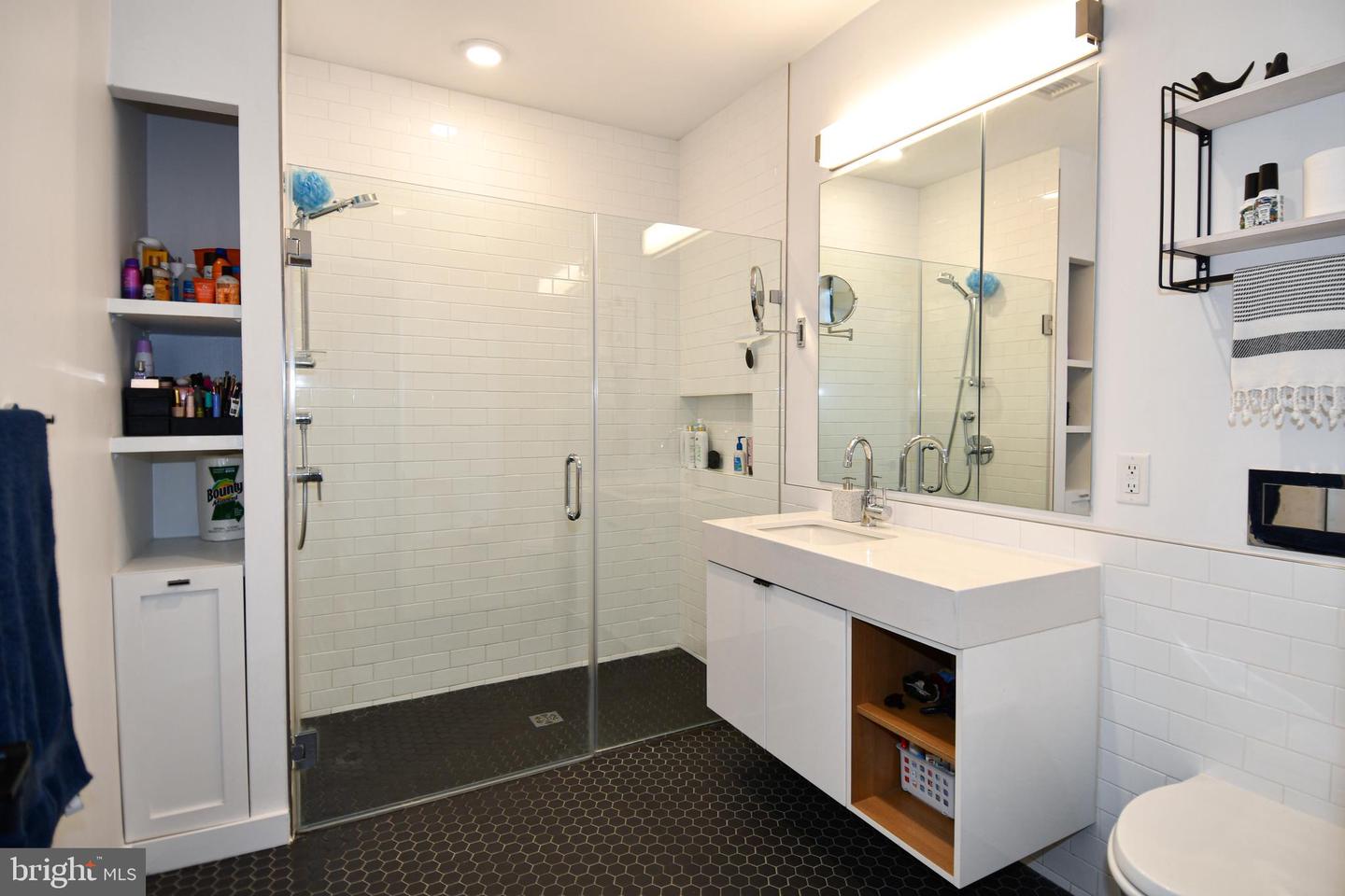 57 N ST NW #301, WASHINGTON, District Of Columbia 20001, 1 Bedroom Bedrooms, ,1 BathroomBathrooms,Residential,For sale,57 N ST NW #301,DCDC2203810 MLS # DCDC2203810