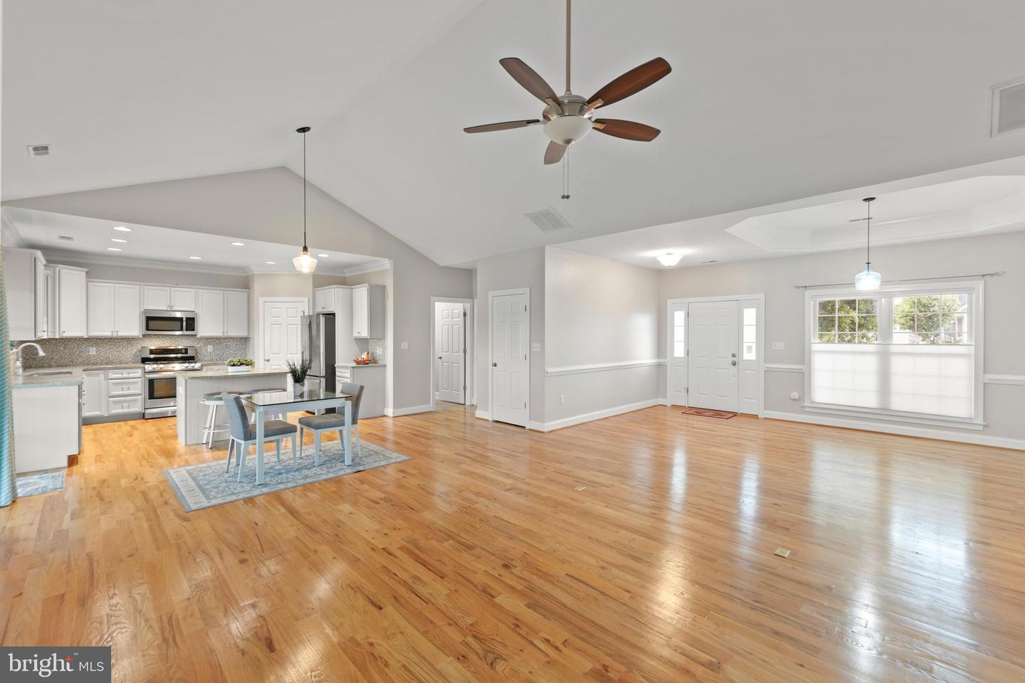 102 ABRAMS POINTE BLVD, WINCHESTER, Virginia 22602, 3 Bedrooms Bedrooms, ,2 BathroomsBathrooms,Residential,For sale,102 ABRAMS POINTE BLVD,VAFV2034620 MLS # VAFV2034620