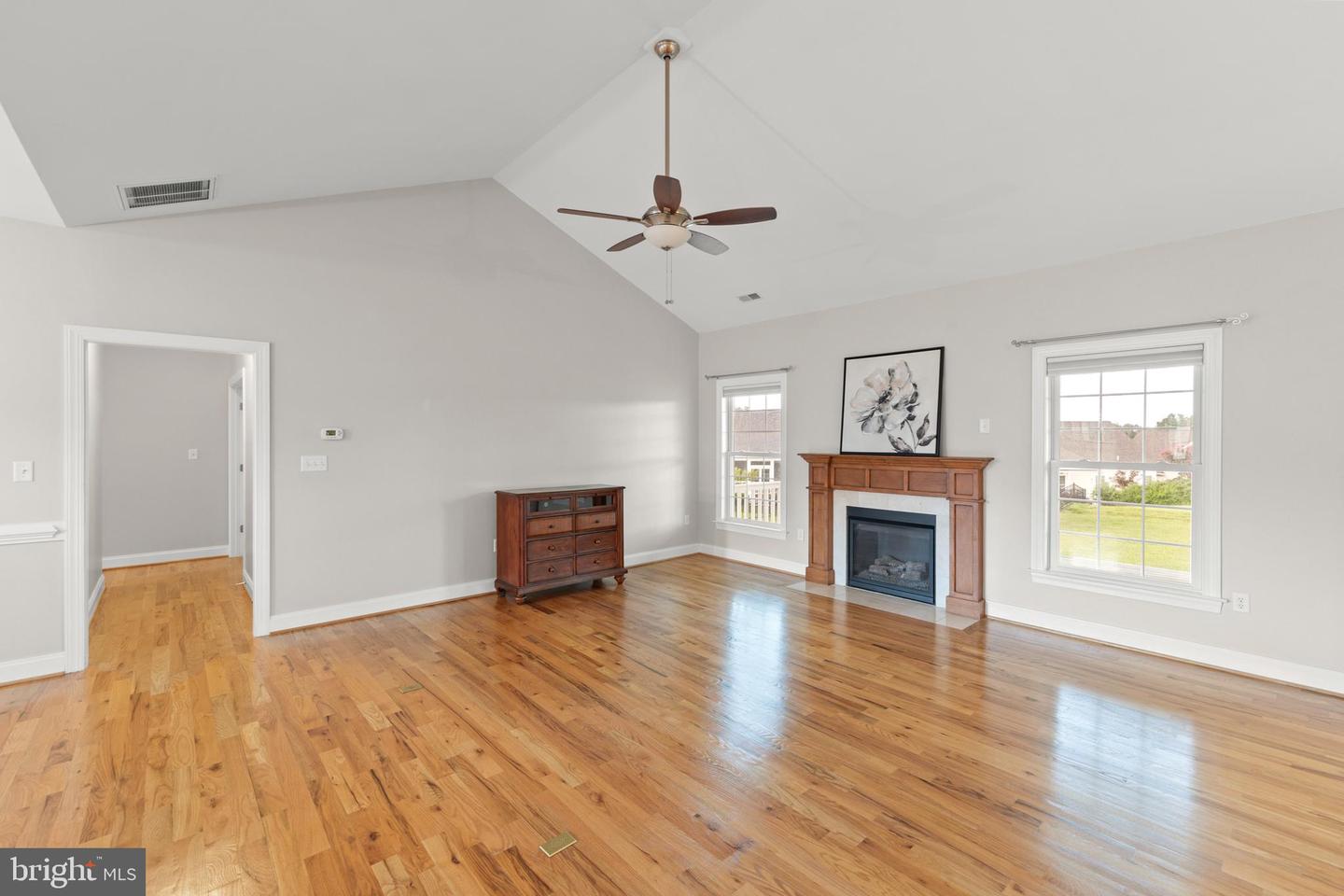 102 ABRAMS POINTE BLVD, WINCHESTER, Virginia 22602, 3 Bedrooms Bedrooms, ,2 BathroomsBathrooms,Residential,For sale,102 ABRAMS POINTE BLVD,VAFV2034620 MLS # VAFV2034620