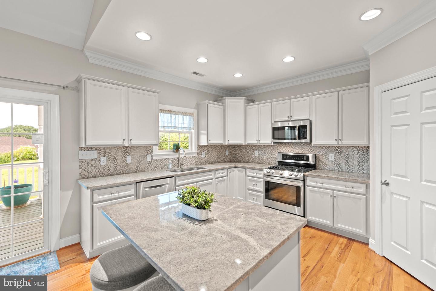 102 ABRAMS POINTE BLVD, WINCHESTER, Virginia 22602, 3 Bedrooms Bedrooms, ,2 BathroomsBathrooms,Residential,For sale,102 ABRAMS POINTE BLVD,VAFV2034620 MLS # VAFV2034620